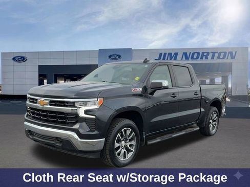 Used 2024 Chevrolet Silverado 1500 LT AWD/4WD image 9