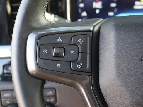 Used 2025 Chevrolet Silverado 2500 High Country w/ Technology Package AWD/4WD image 21