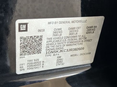 Used 2018 Chevrolet Suburban Premier AWD/4WD image 29