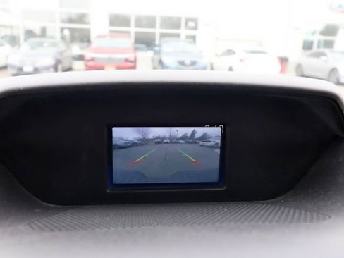 Used 2015 Ford Transit 350 XLT image 7