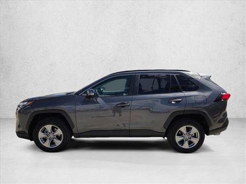 Used 2025 Toyota RAV4 XLE FWD image 9