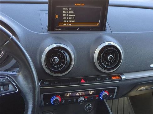 Used 2017 Audi A3 e-tron Premium image 19