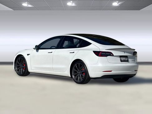 Used 2023 Tesla Model 3 Performance image 3