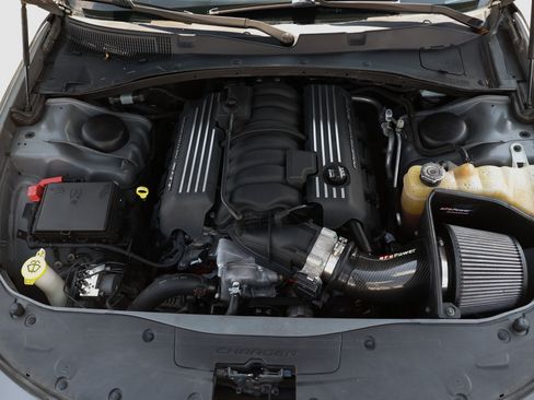 Used 2018 Dodge Charger R/T Scat Pack RWD image 55