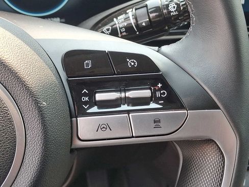 Used 2023 Hyundai Elantra SEL w/ Convenience Package FWD image 23