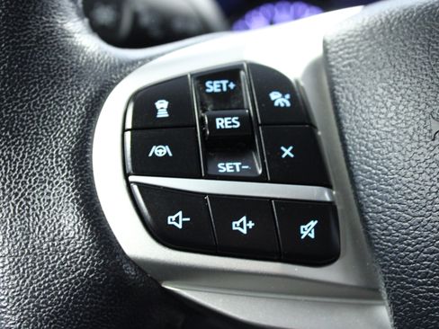 Used 2023 Ford Explorer Limited w/ Equipment Group 301A RWD image 21