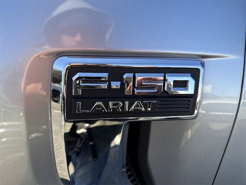 Used 2023 Ford F150 Lariat w/ Equipment Group 502A High image 12