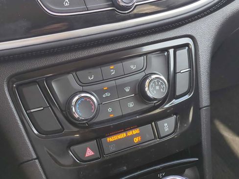 Used 2019 Buick Encore Preferred FWD image 17