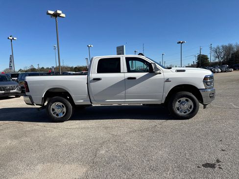 New 2026 RAM 2500 Tradesman w/ Chrome Appearance Group image 23