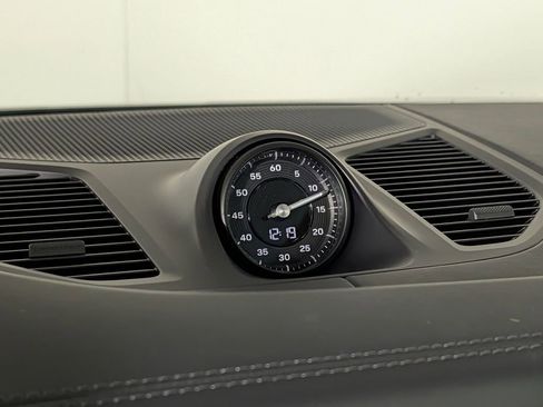 Certified 2025 Porsche Cayenne 3.0T image 56