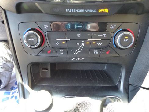 Used 2018 Ford Focus ST FWD image 36