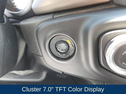 Used 2018 Jeep Wrangler Sport image 31