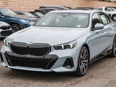 New 2027 BMW 530i w/ M Sport Package RWD image 3