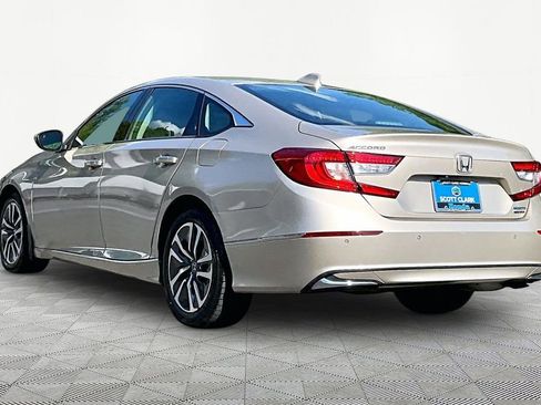 Used 2018 Honda Accord Touring image 5