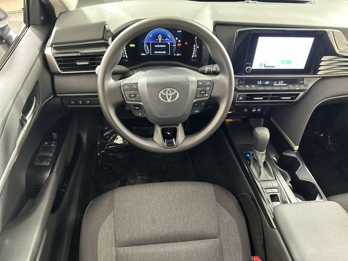 Used 2026 Toyota Camry LE FWD image 22