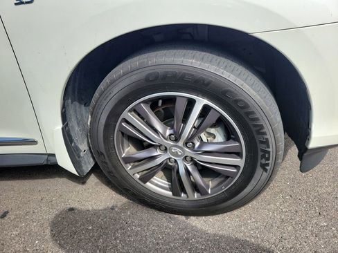 Used 2019 INFINITI QX60 Luxe w/ Essential Package image 6