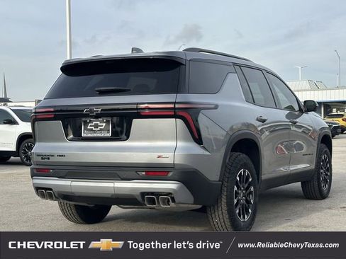 New 2026 Chevrolet Traverse Z71 w/ Enhanced Driving Package image 4