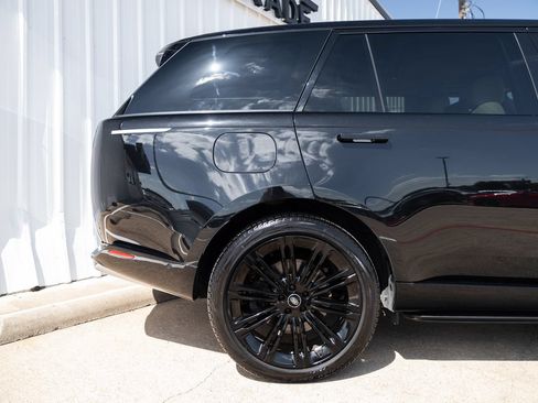 Used 2023 Land Rover Range Rover Long Wheelbase Autobiography AWD/4WD image 19