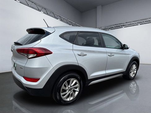 Used 2017 Hyundai Tucson SE image 7
