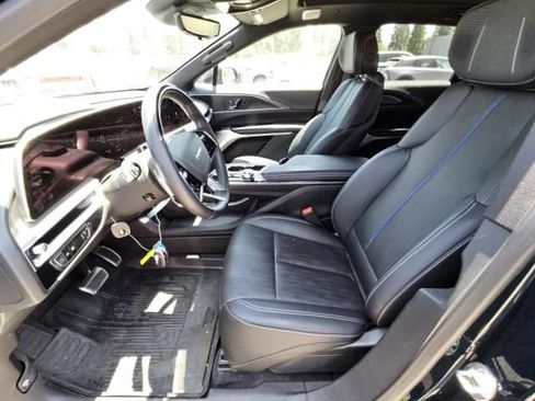 Used 2026 Cadillac Lyriq V w/ LPO, Floor Liner Package AWD/4WD image 5