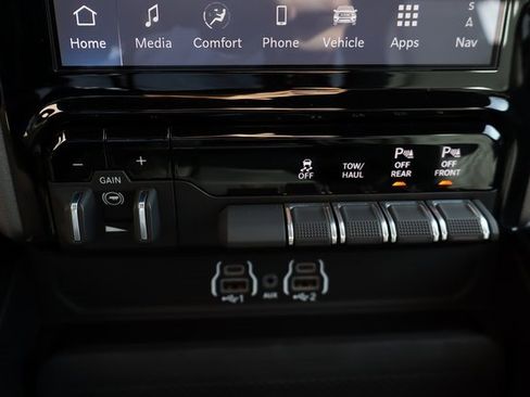 Used 2025 RAM 2500 Big Horn image 25