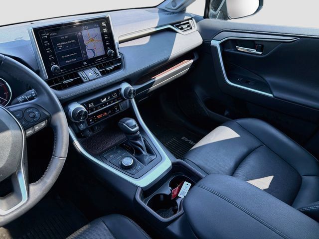 Used 2020 Toyota RAV4 Limited w/ Limited Grade Weather Package AWD/4WD image 24