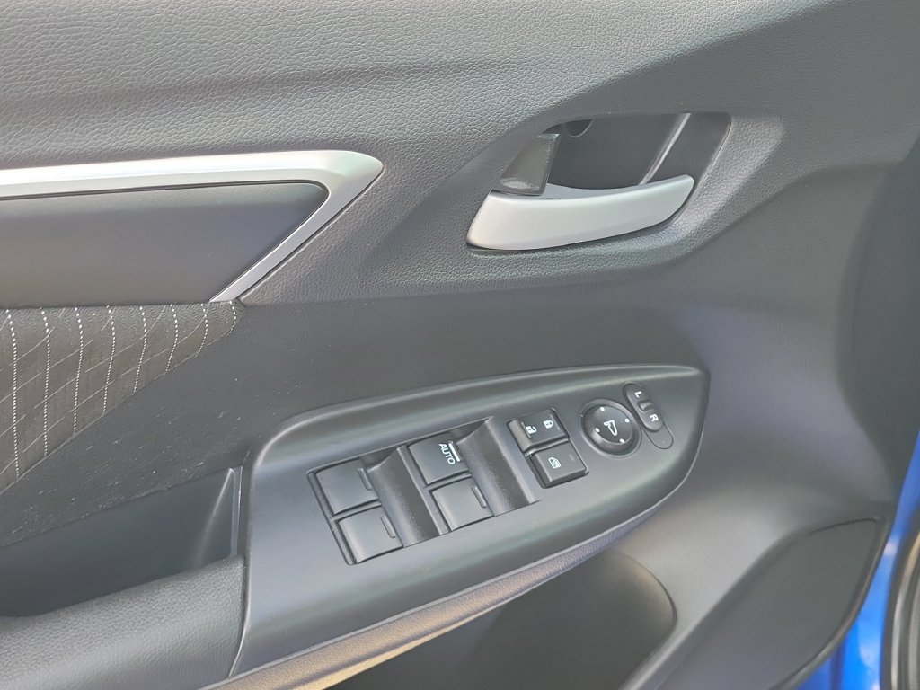 Used 2020 Honda Fit EX image 20