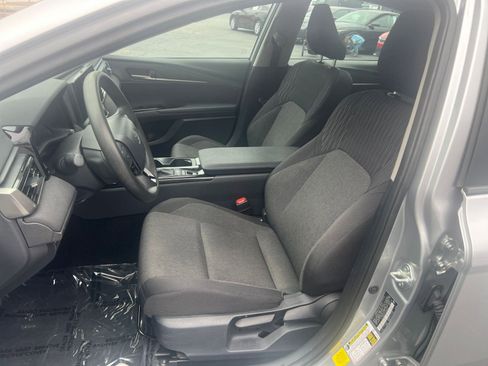 Used 2025 Toyota Camry LE image 22