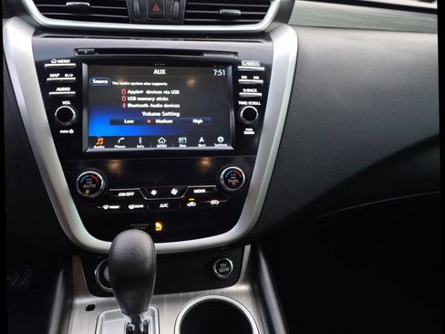Used 2017 Nissan Murano S w/ Navigation Package FWD image 19