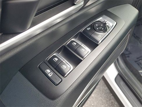 Used 2025 Kia Telluride S image 15