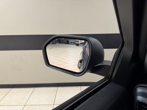 Used 2021 Ford Explorer XLT w/ Equipment Group 202A image 17