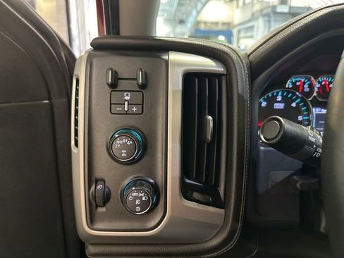 Used 2018 GMC Sierra 1500 SLE w/ SLE Preferred Package image 15