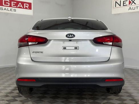 Used 2017 Kia Forte LX w/ LX Popular Package FWD image 7
