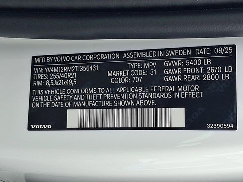 New 2026 Volvo XC60 B5 Ultra w/ Protection Package Premier AWD/4WD image 19
