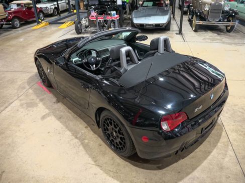 Used 2006 BMW Z4 3.0i image 15