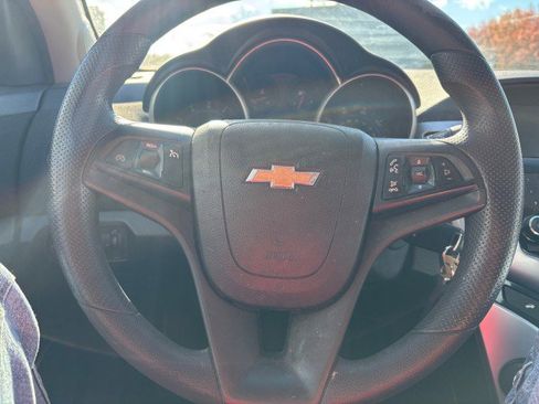 Used 2016 Chevrolet Cruze LT w/ Sun And Sound Package image 12