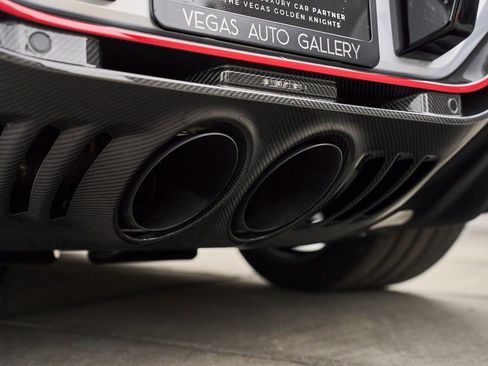 Used 2023 Aston Martin V12 Vantage image 18