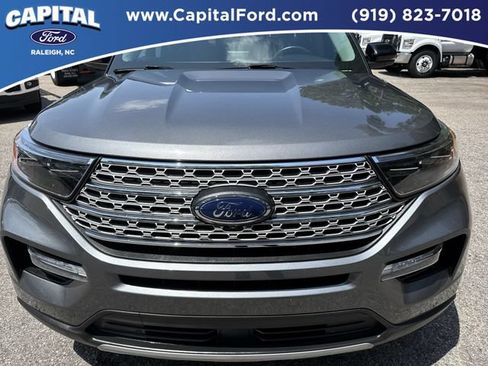 Certified 2023 Ford Explorer Limited w/ Limited Technology Package AWD/4WD image 10