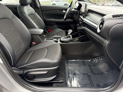 Used 2023 Kia Forte GT-Line w/ GT-Line Premium Package FWD image 20