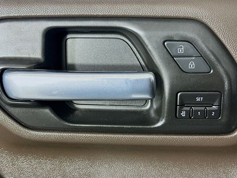 Used 2020 GMC Sierra 2500 Denali w/ Denali Ultimate Package image 14