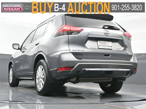 Used 2018 Nissan Rogue SV image 24