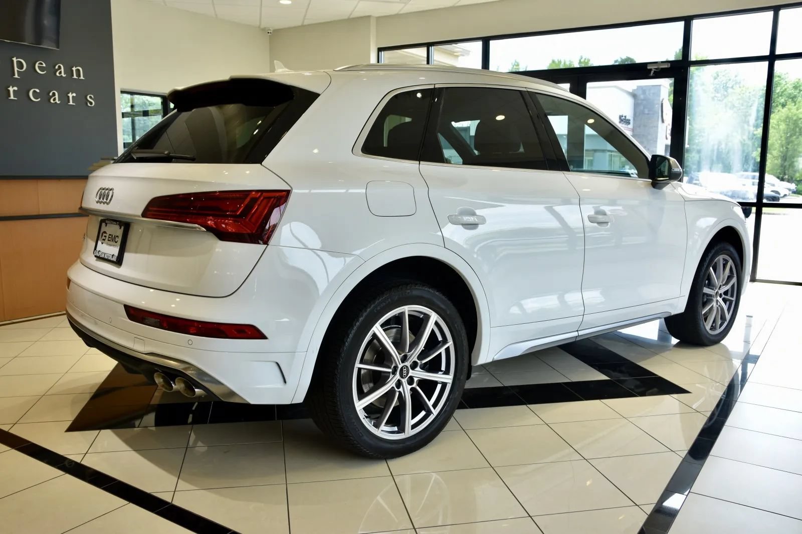 Used 2023 Audi SQ5 Premium Plus w/ Premium Plus Package AWD/4WD image 6