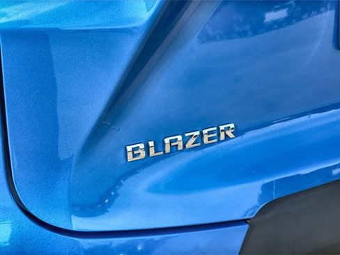 Used 2024 Chevrolet Blazer LT w/ Convenience Package FWD image 31