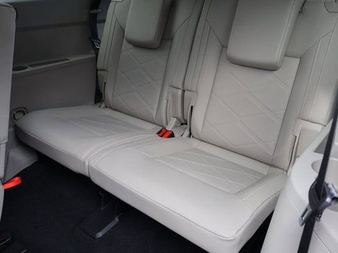 New 2026 Volkswagen Atlas SE image 16