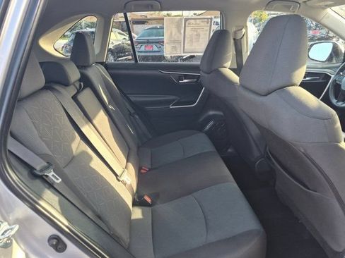 Used 2025 Toyota RAV4 XLE FWD image 7