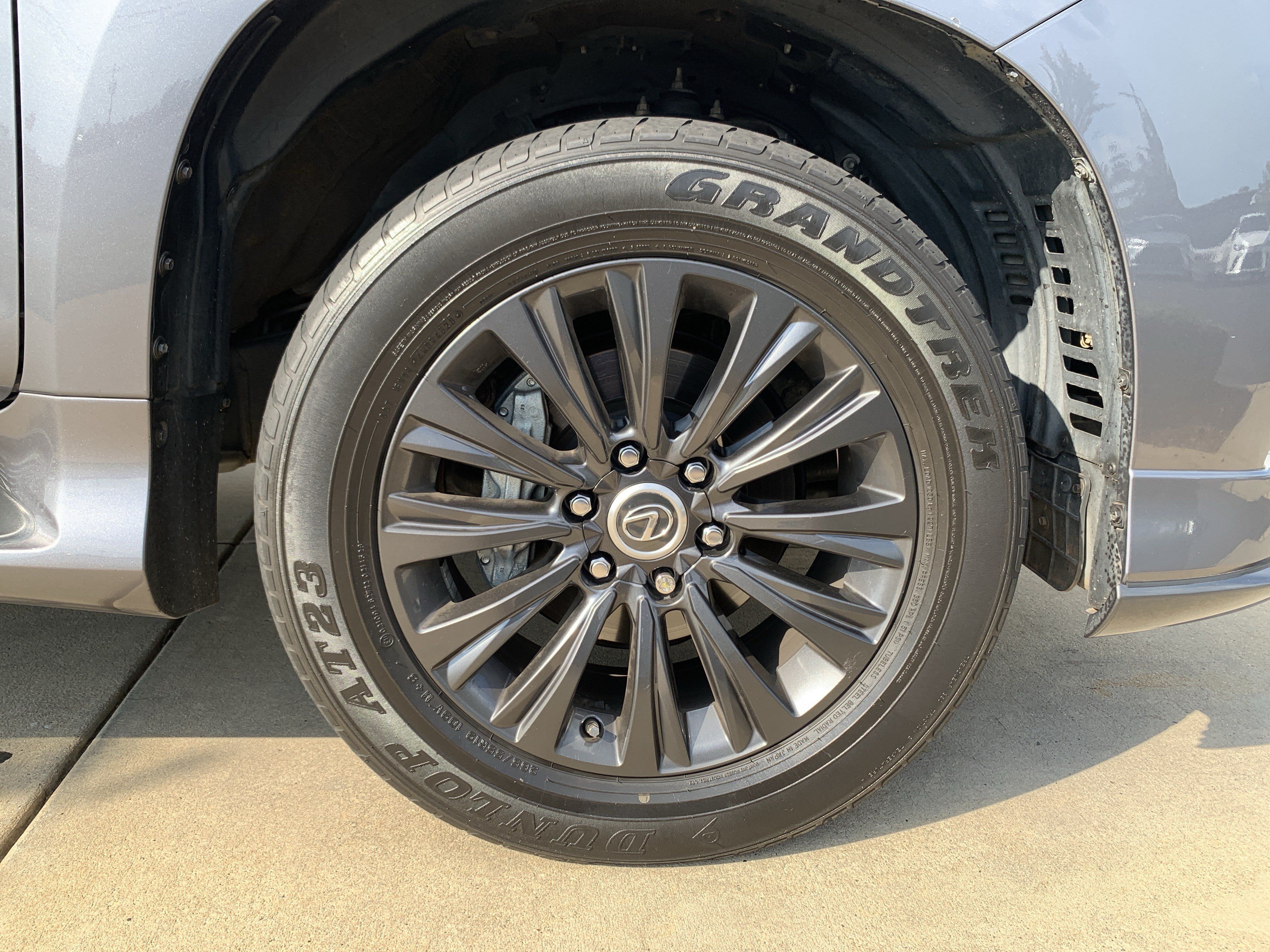 Used 2021 Lexus GX 460 Premium w/ Accessory Package AWD/4WD image 13