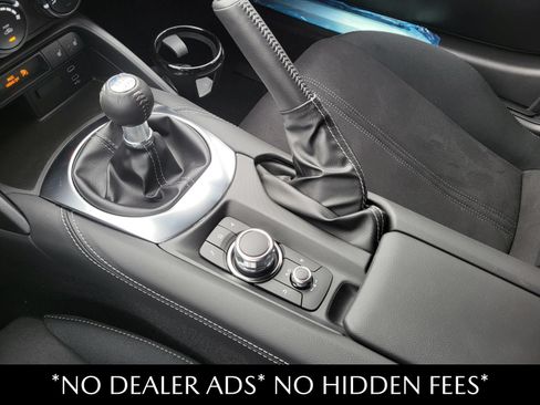 New 2026 MAZDA MX-5 Miata Club w/ Interior Package RWD image 19