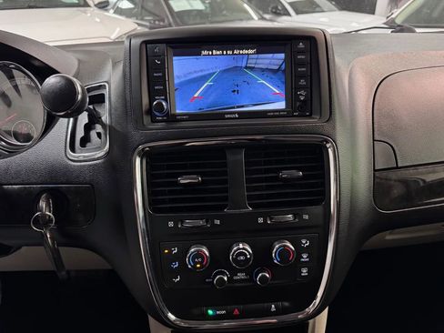 Used 2017 Dodge Grand Caravan SE w/ Power Window Group FWD image 25