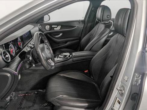 Used 2017 Mercedes-Benz E 400 4MATIC Wagon image 14