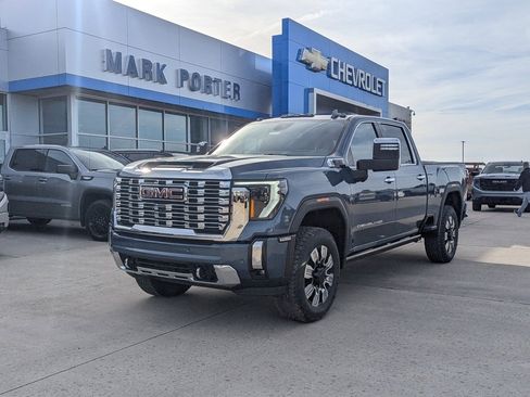 New 2026 GMC Sierra 3500 Denali w/ Denali Reserve Package image 1
